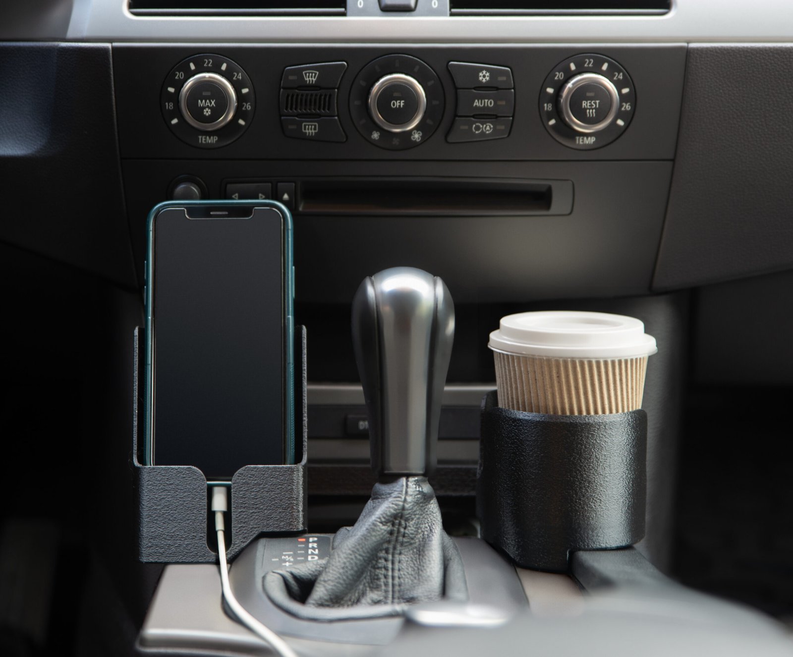 2-in-1 Getränkehalter + Handyhalter – Mittelkonsole – BMW 5er E60 / E61 VFL – Bild 2