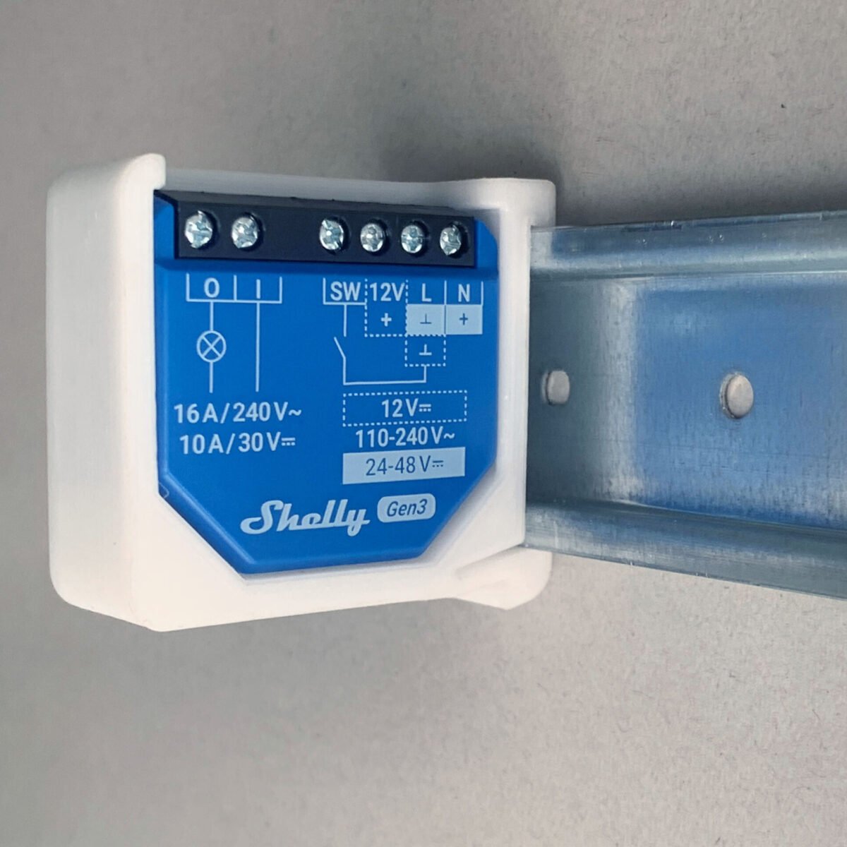 Shelly Halter für 35mm DIN-Hutschiene, verschiedene Ausführungen